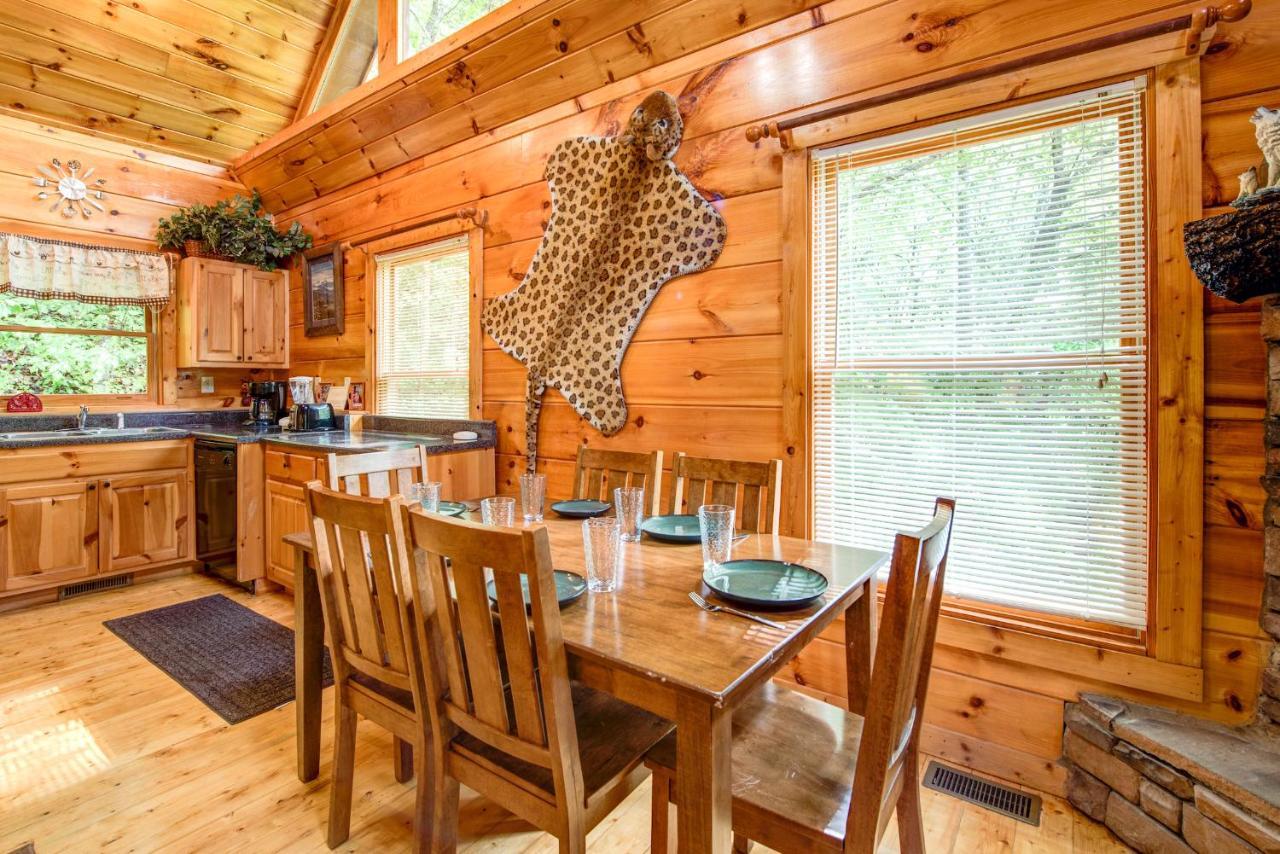 Cabin Of Dreams, 3 Bedroom Water View, Wifi, Hot Tub, Pool Table, Sleep 8 세비어빌 외부 사진