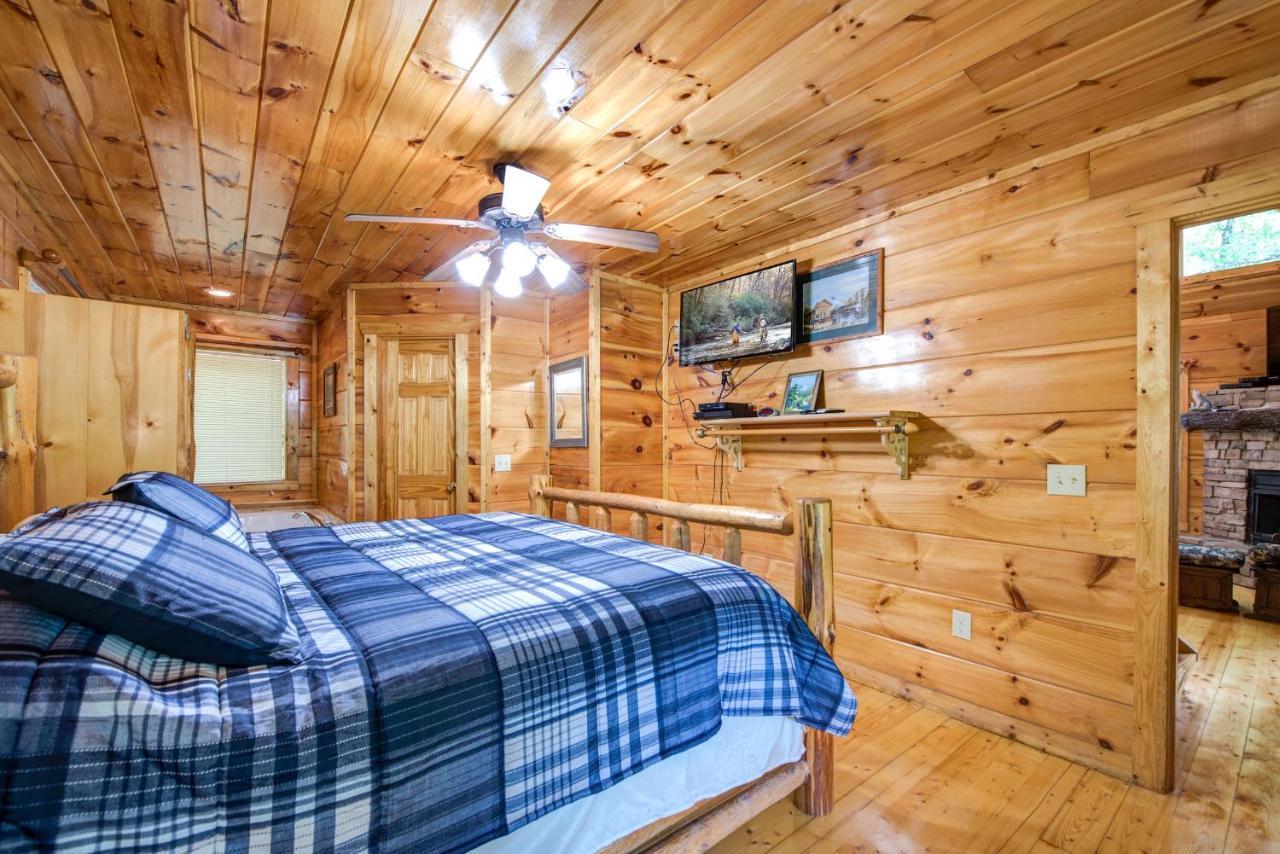 Cabin Of Dreams, 3 Bedroom Water View, Wifi, Hot Tub, Pool Table, Sleep 8 세비어빌 외부 사진