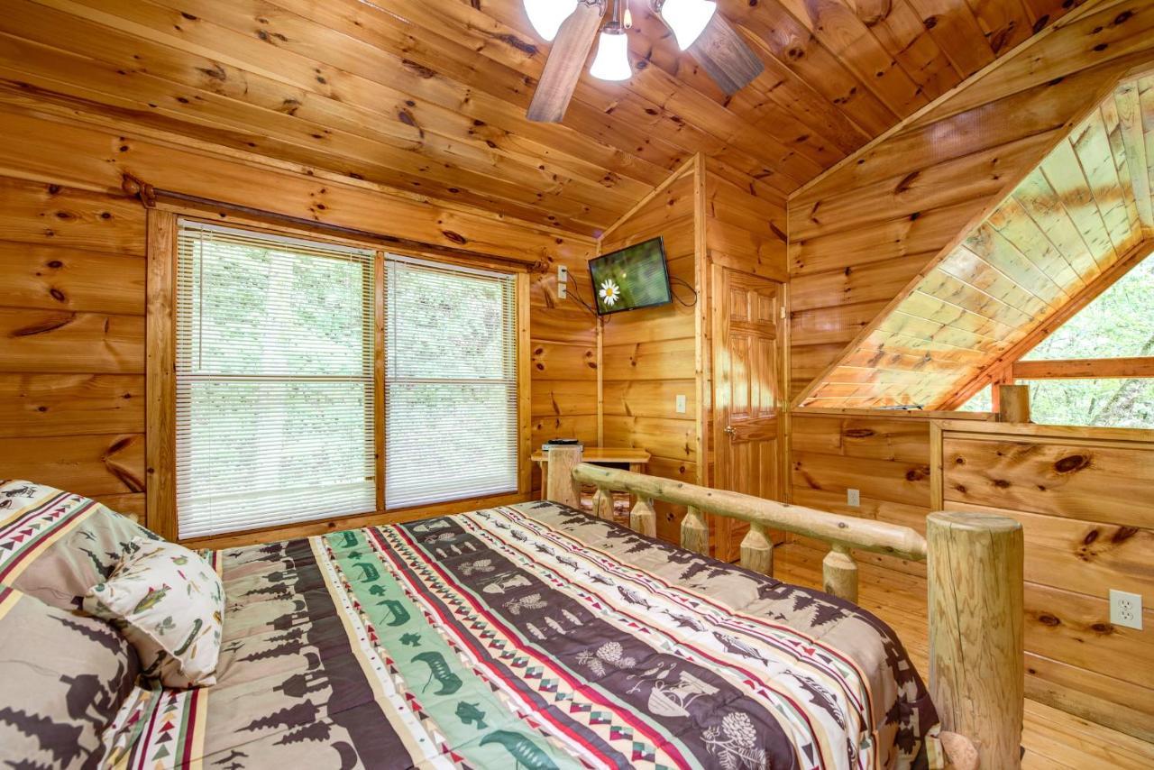 Cabin Of Dreams, 3 Bedroom Water View, Wifi, Hot Tub, Pool Table, Sleep 8 세비어빌 외부 사진