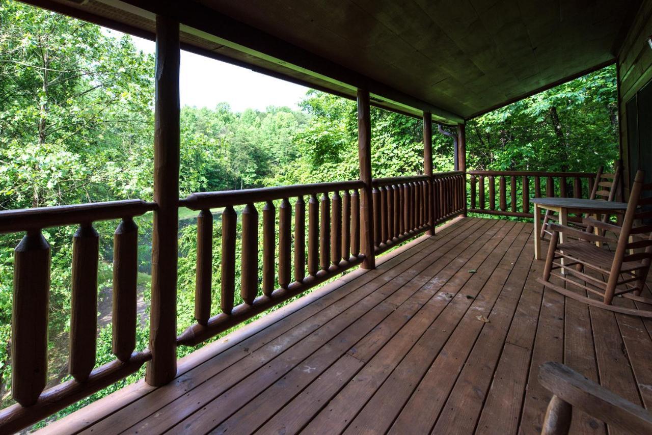 Cabin Of Dreams, 3 Bedroom Water View, Wifi, Hot Tub, Pool Table, Sleep 8 세비어빌 외부 사진