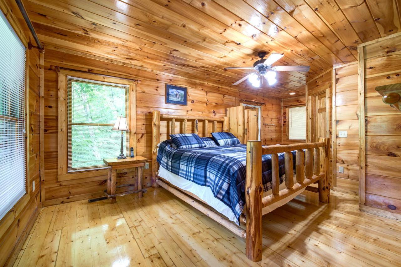Cabin Of Dreams, 3 Bedroom Water View, Wifi, Hot Tub, Pool Table, Sleep 8 세비어빌 외부 사진